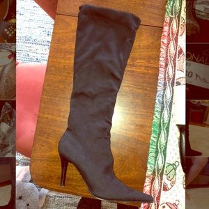 TALL black boots with heel